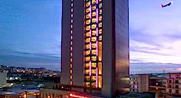 Hilton Garden İNN Güvenli Dış Cephe Temizliği Titizlikle Tamamlandı. 