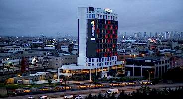 Ramada Otel Bayrampaşa Beylikdüzü Dış Cephe Temizliği